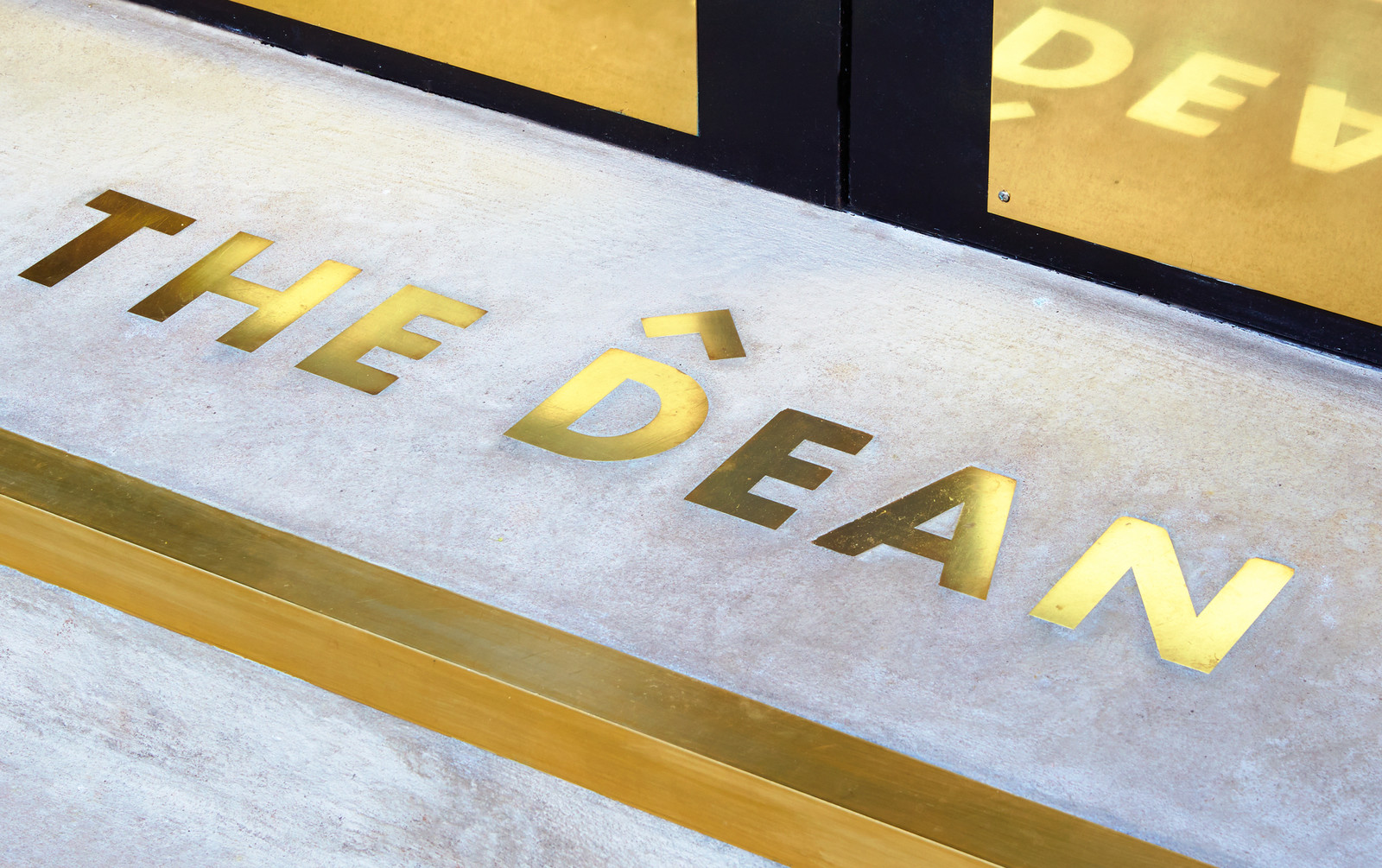 Watson and company the dean signage floor 1600 0x0x3000x1884 q90